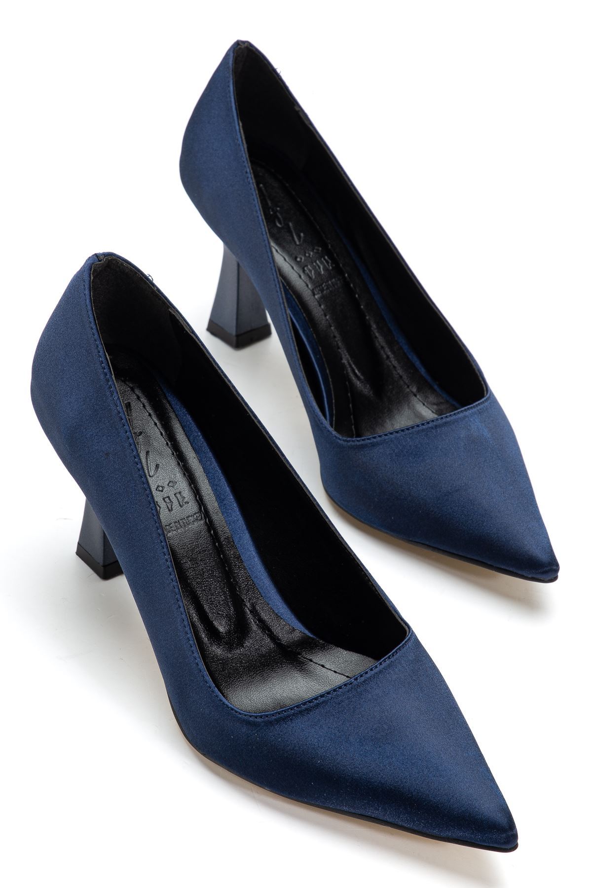 Kadın Lacivert Saten Sivri Burun İnce Topuklu Stiletto