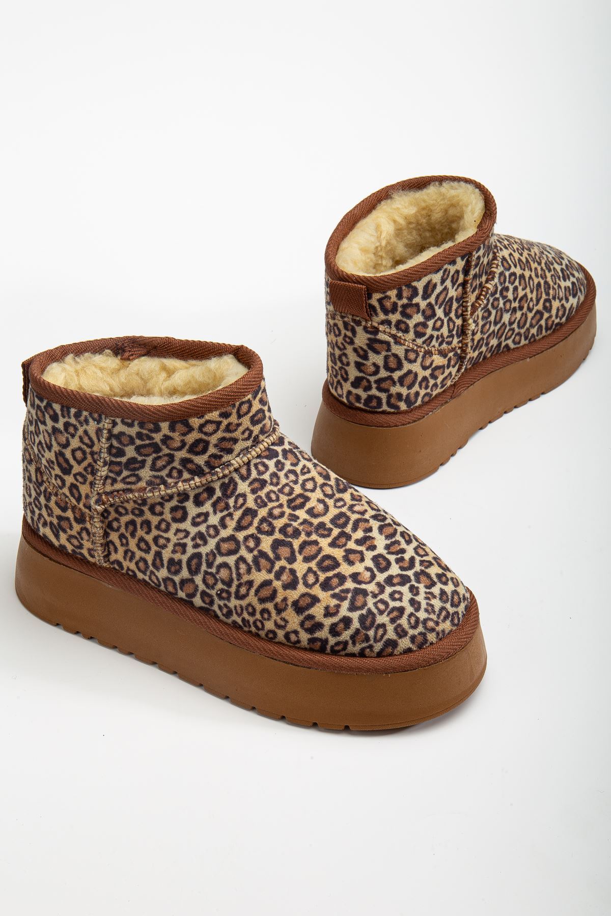 Mini Leopar Süet Yarım Bot içi Tüylü Düz Taban Kadın Ayakkabı