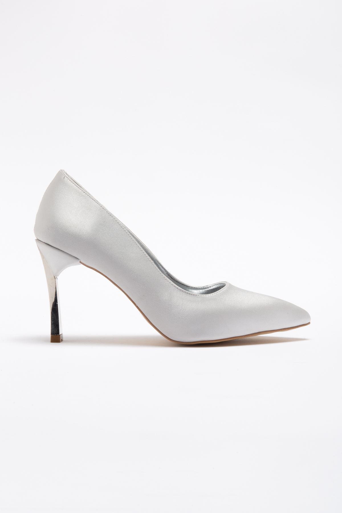 Kadın Gümüş Saten Gold Ökçe Sivri Burun İnce Topuklu Stiletto