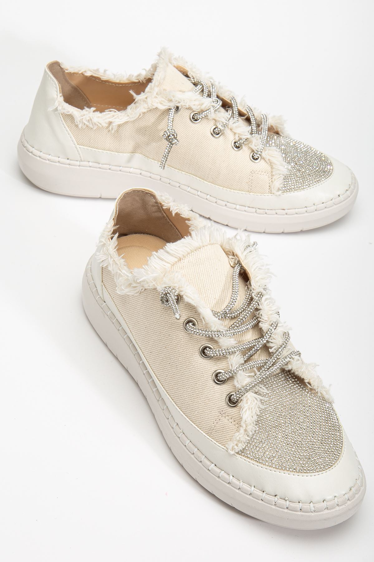 Neva Taşlı Düz Taban Kadın Bej Kot Sneakers