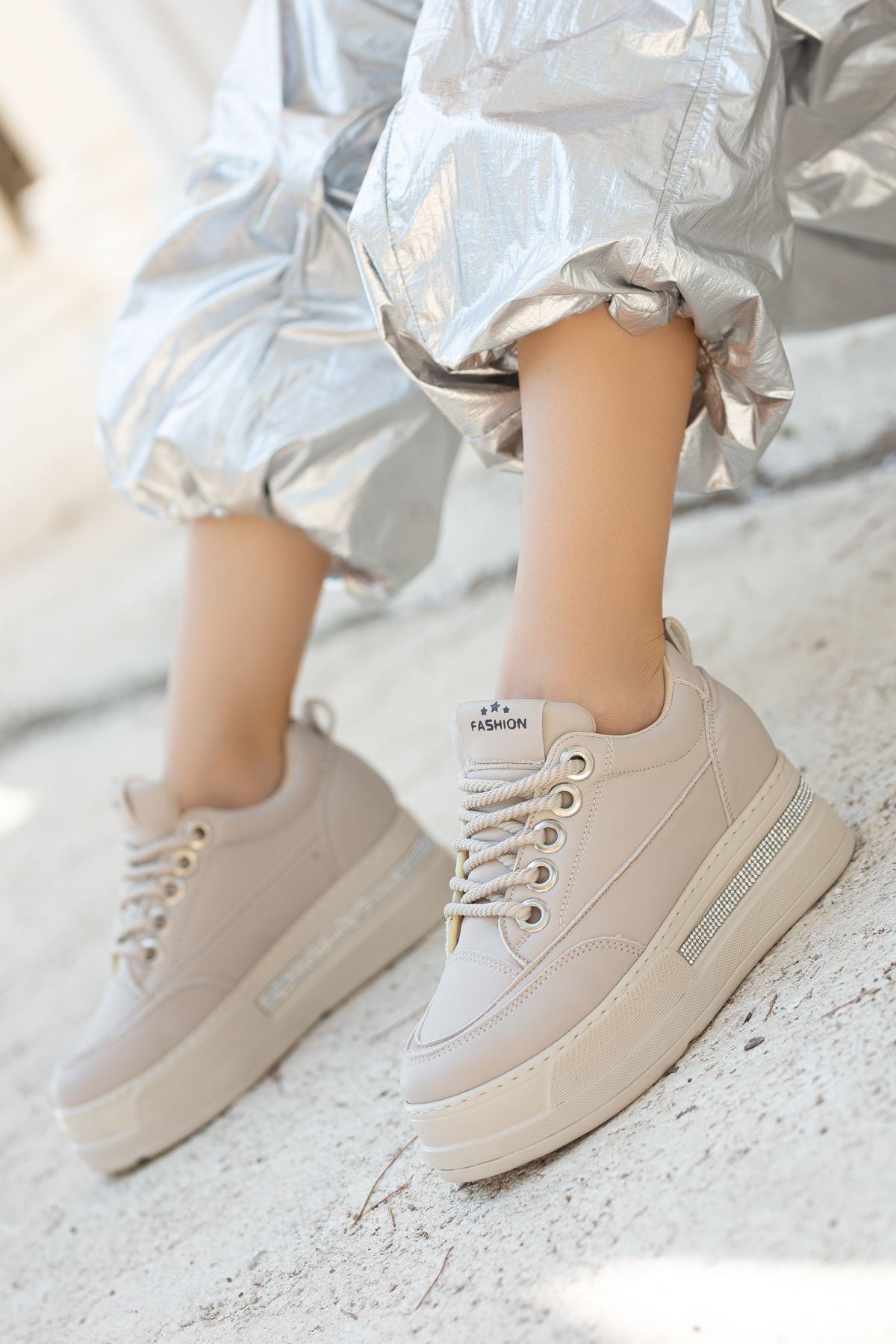 Granes Kadın Bej Gizli Topuk Sneaker
