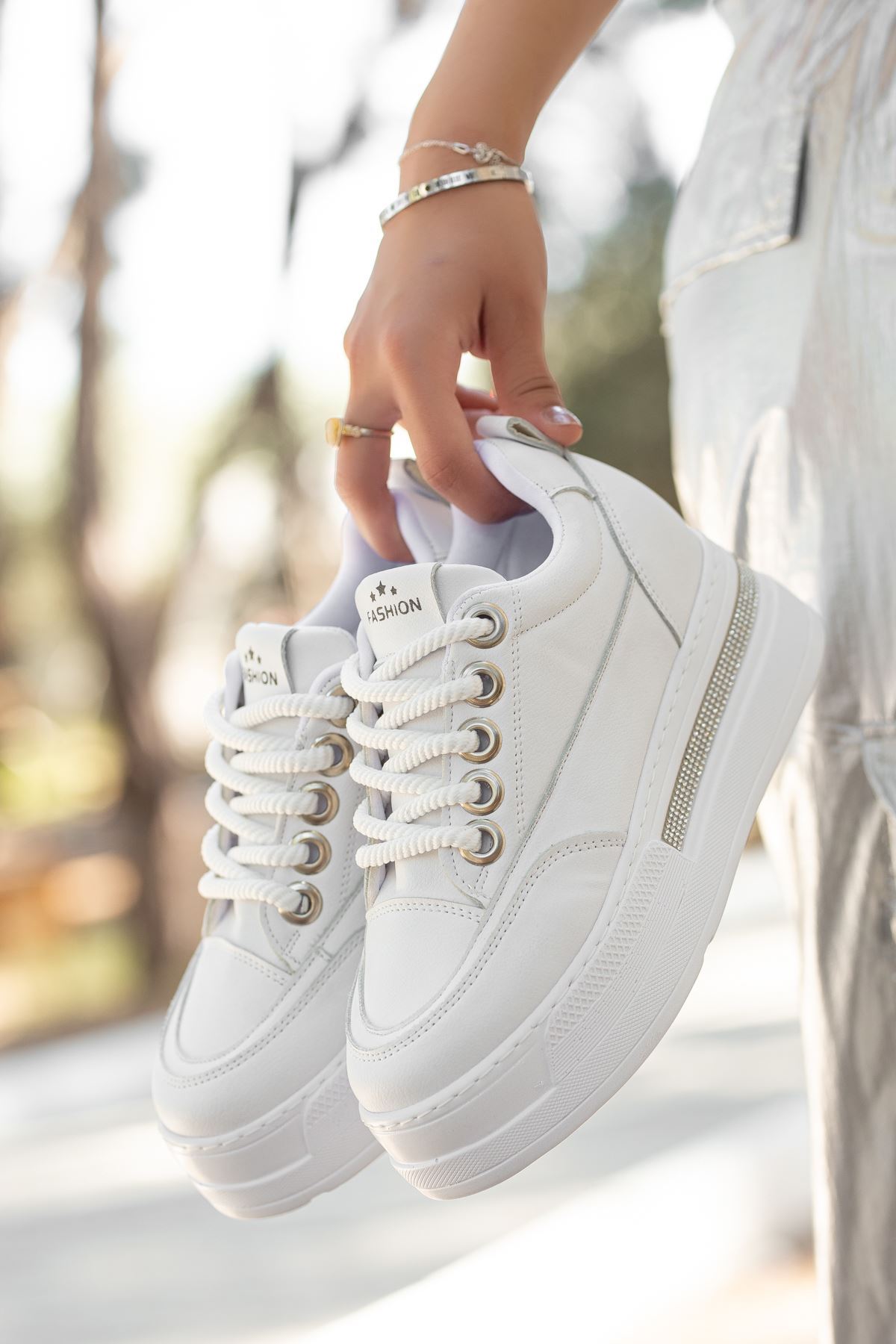 Granes Kadın Beyaz Gizli Topuk Sneaker